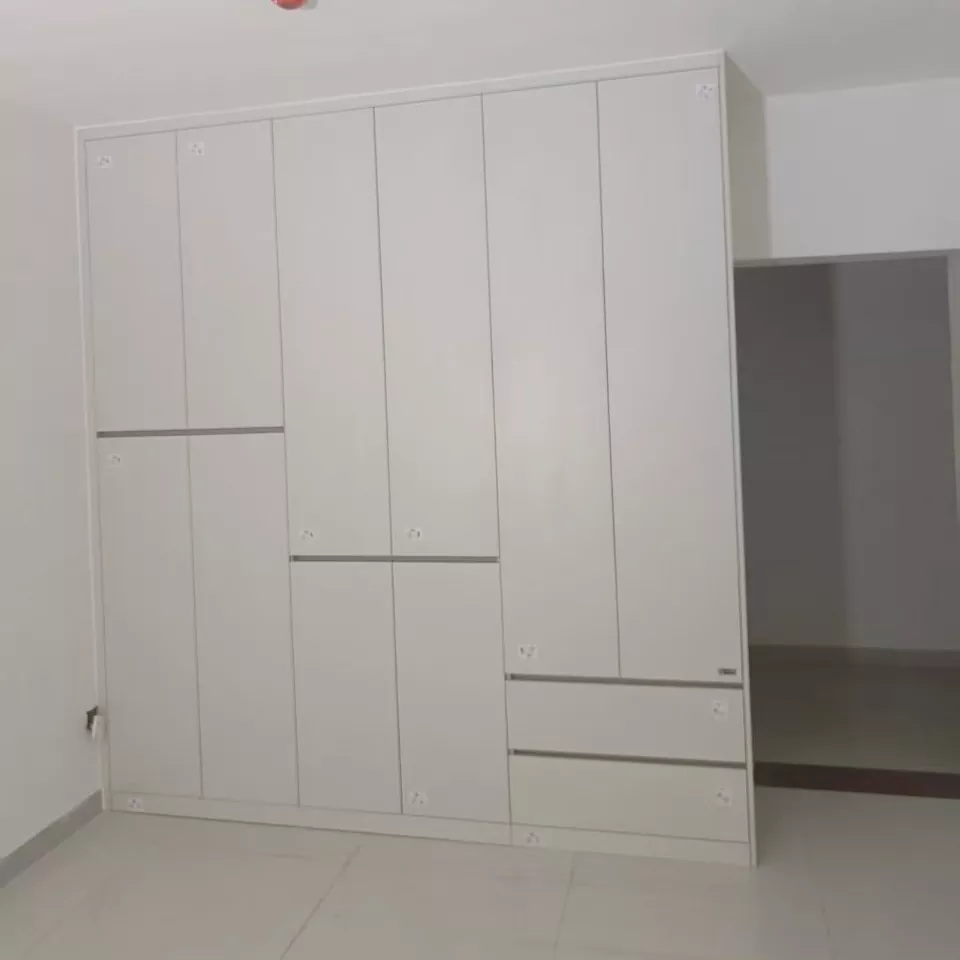 Armadi in tavola di betulla Armadi in tavola di betulla